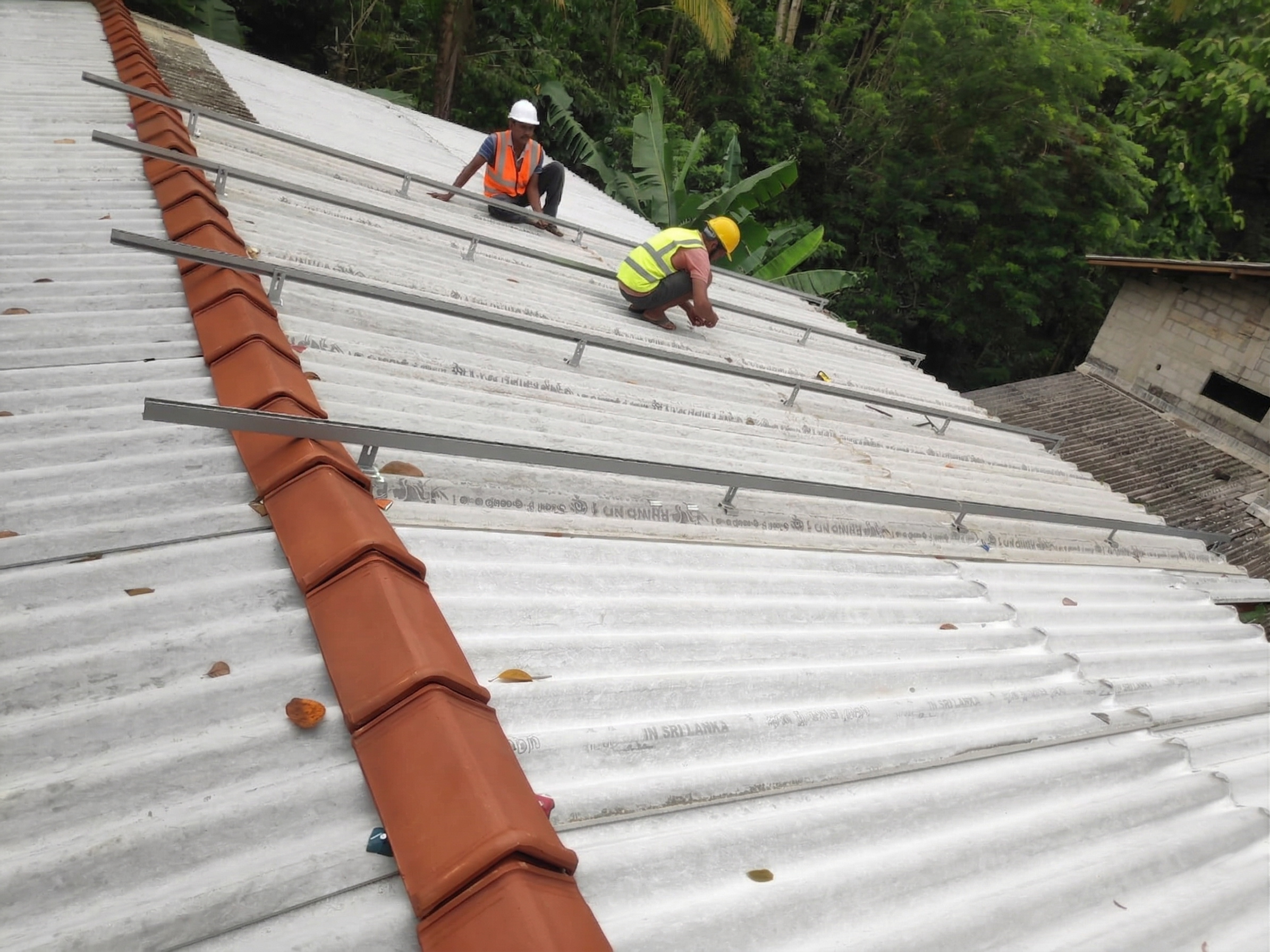 5kW solar panel installation in Jambugahpitiya Sri Lanka - Image 1